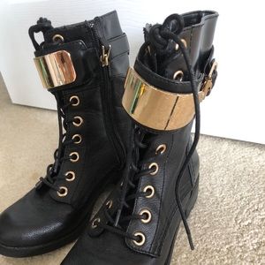 Guess leather boots